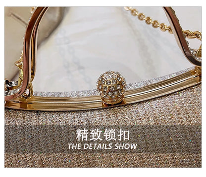 Evening party bags: This year, there is a trend for sophisticated and feminine women's bags. There are simple buttoned small bag