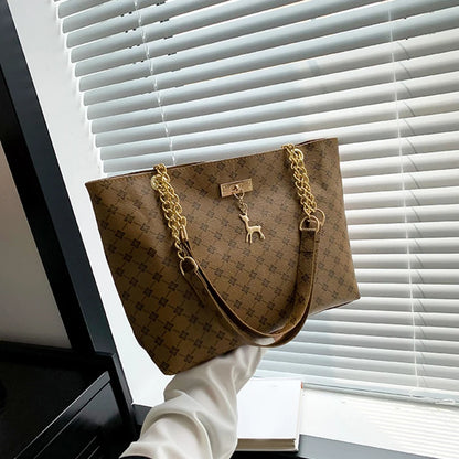 Soft leather tote bag – Large capacity with accessories