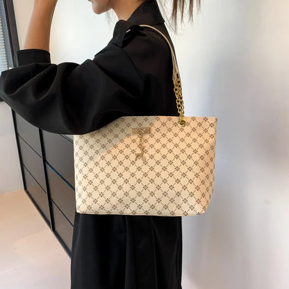 Soft leather tote bag – Large capacity with accessories