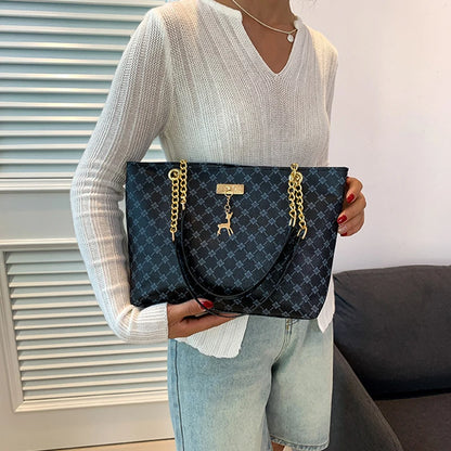 Soft leather tote bag – Large capacity with accessories