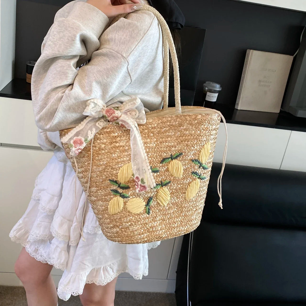 Sac de Plage en Paille Fait Main – Brodé & Bohème | Sac À Épaule Grande Capacité | Panier Rotin Été | S, M & L